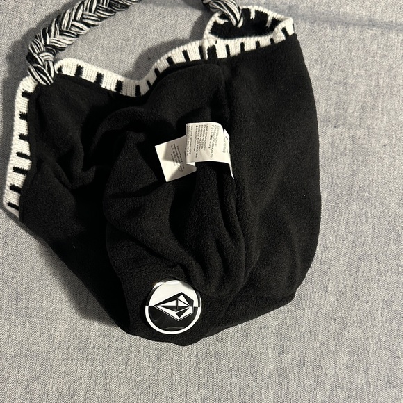 Volcom Black & White Pom Pom Earflap Beanie - Picture 6 of 14